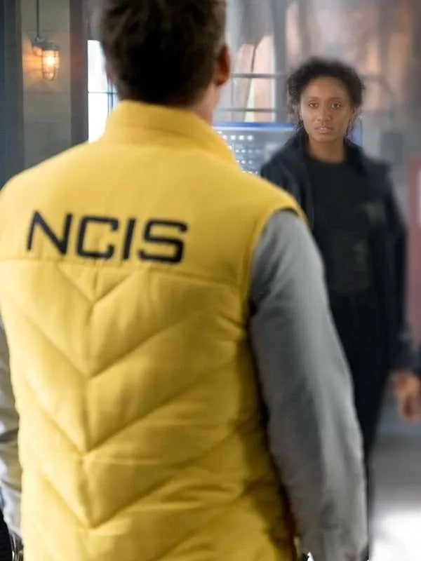 Americans Fashion Todd Lasance NCIS Sydney S02 Yellow Vest